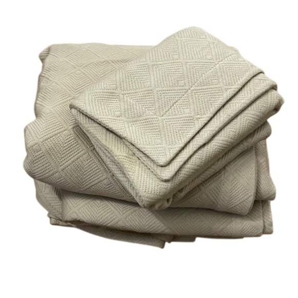 Peacock Alley Tan Egyptian Cotton Matelasse Bedspread Coverlet Sham Set 95x106 - Picture 1 of 11